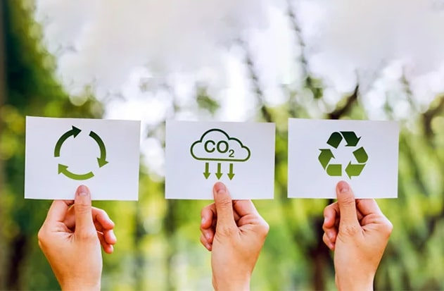 Three hands are depicted, each displaying an icon symbolizing sustainability. Three hands are depicted, each displaying an icon symbolizing sustainability.