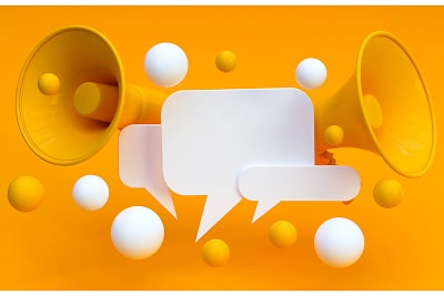 2 speakers and speech bubbles