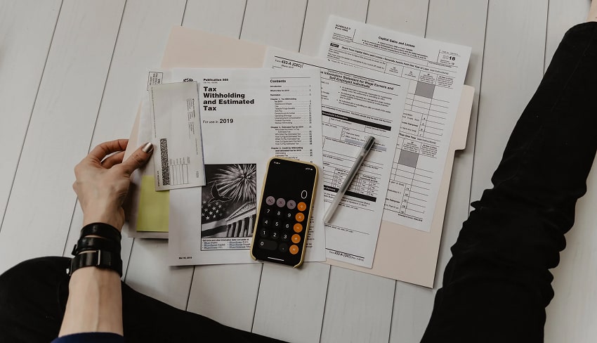 Organizing finances